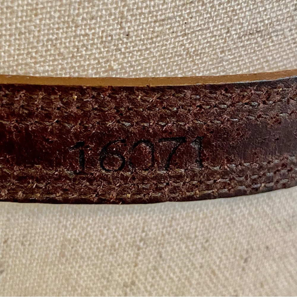 Carlisle Leather Belt Size Medium - Picture 5 of 6